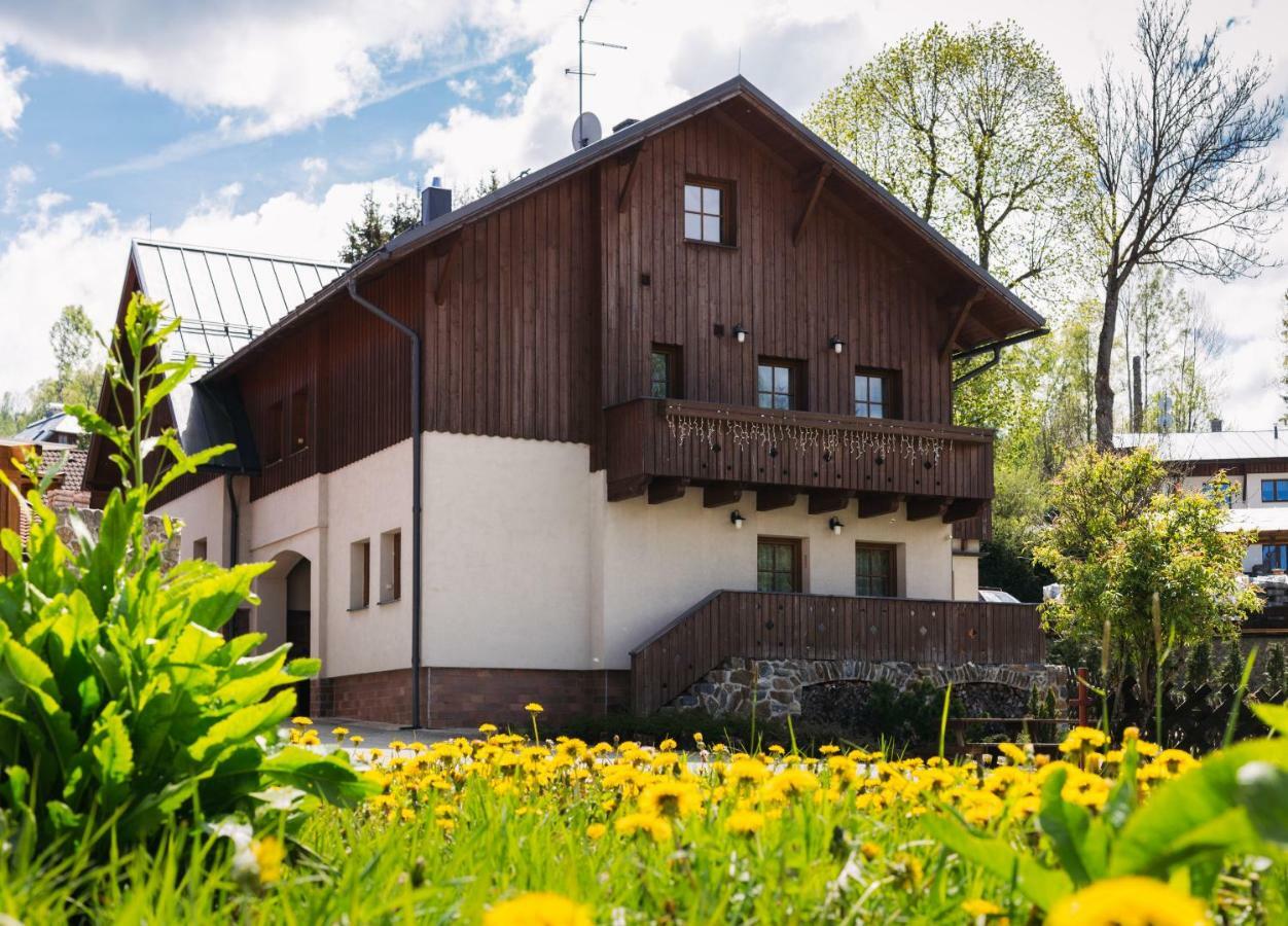 Penzion U Kaplicky Zelezna Ruda Exterior photo
